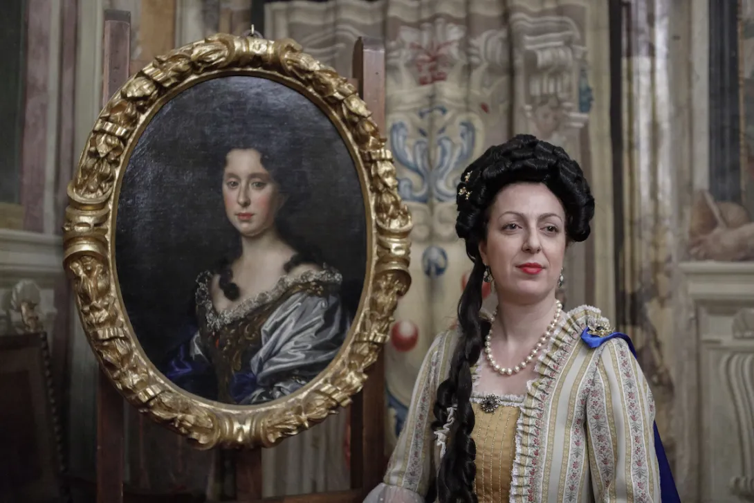 Giaele Monaci nei panni dell'Elettrice Palatina