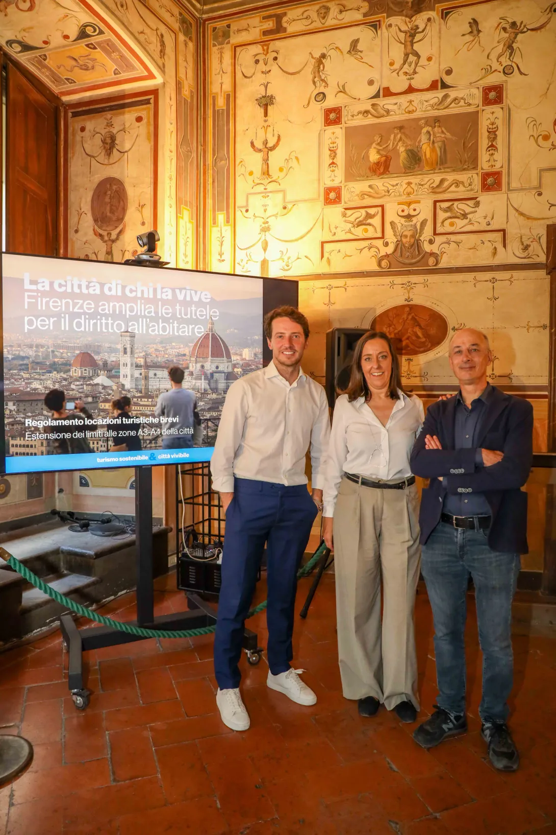 La sindaca Sara Funaro con l'assessore Jacopo Vicini e il professor Filippi Celata dell'Università La Sapienza