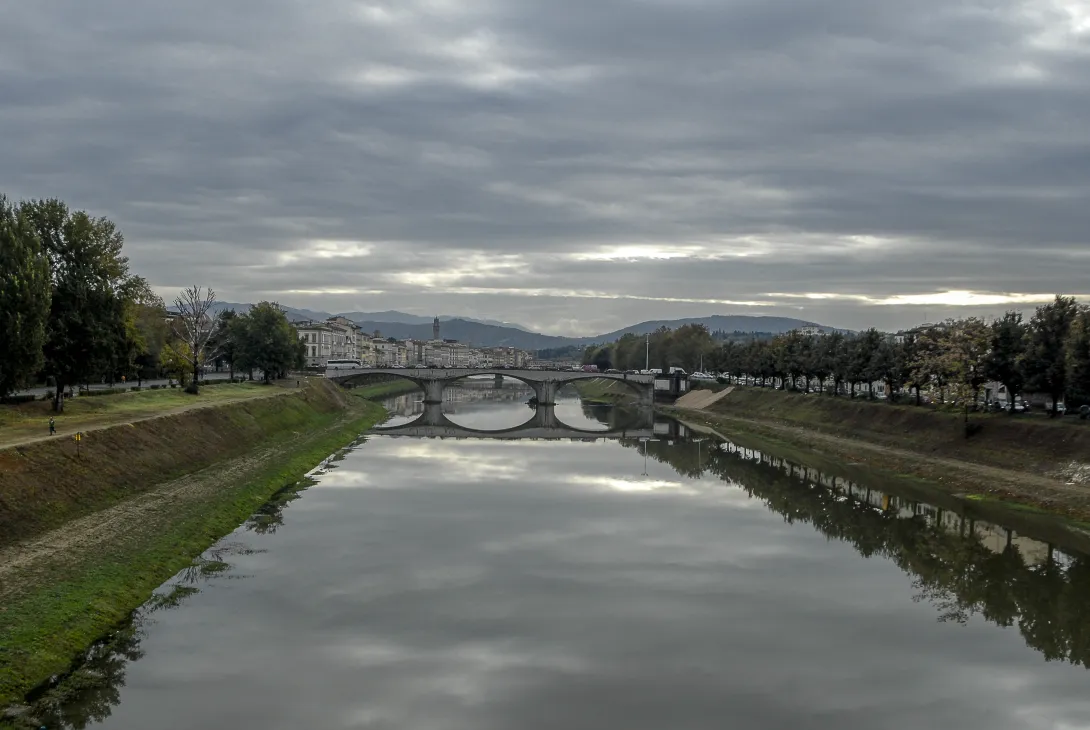 Rive Arno Rive Arno