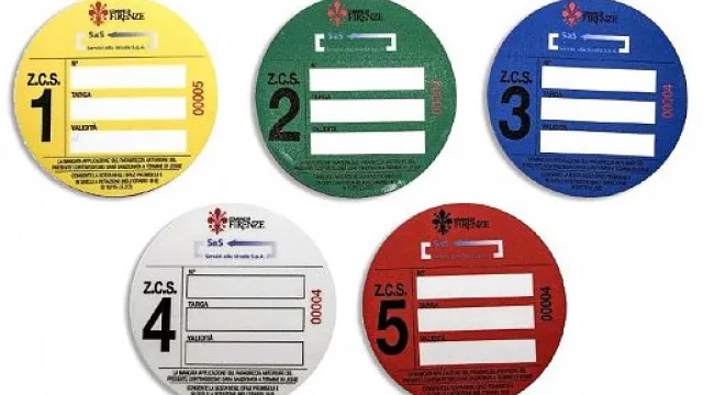 15-vetrofanie-zcs-firenze.jpg 15-vetrofanie-zcs-firenze.jpg