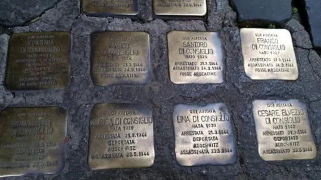 pietre inciampo-2.jpg pietre inciampo-2.jpg
