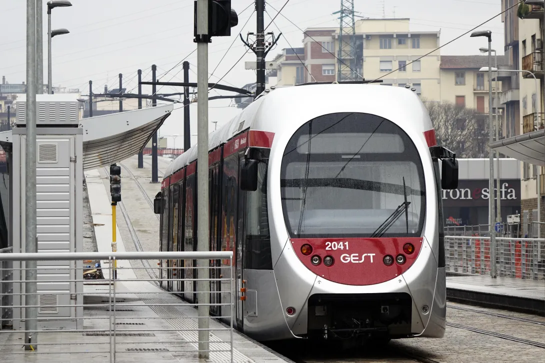 Tramvia Linea 2.jpg