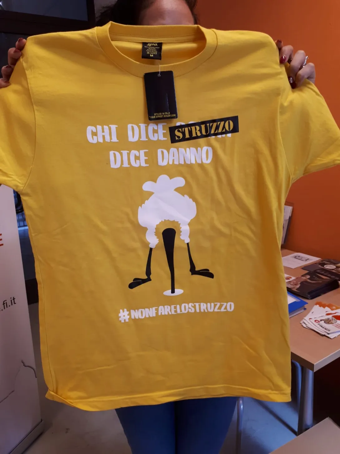 magliettastruzzo.jpeg