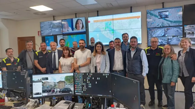 I Presidenti delle commissioni VI e VIII in visita alla sede della  Protezione Civile