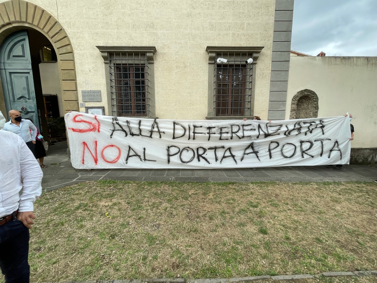 Presidio al Q3 contro il Porta a Porta Presidio al Q3 contro il Porta a Porta