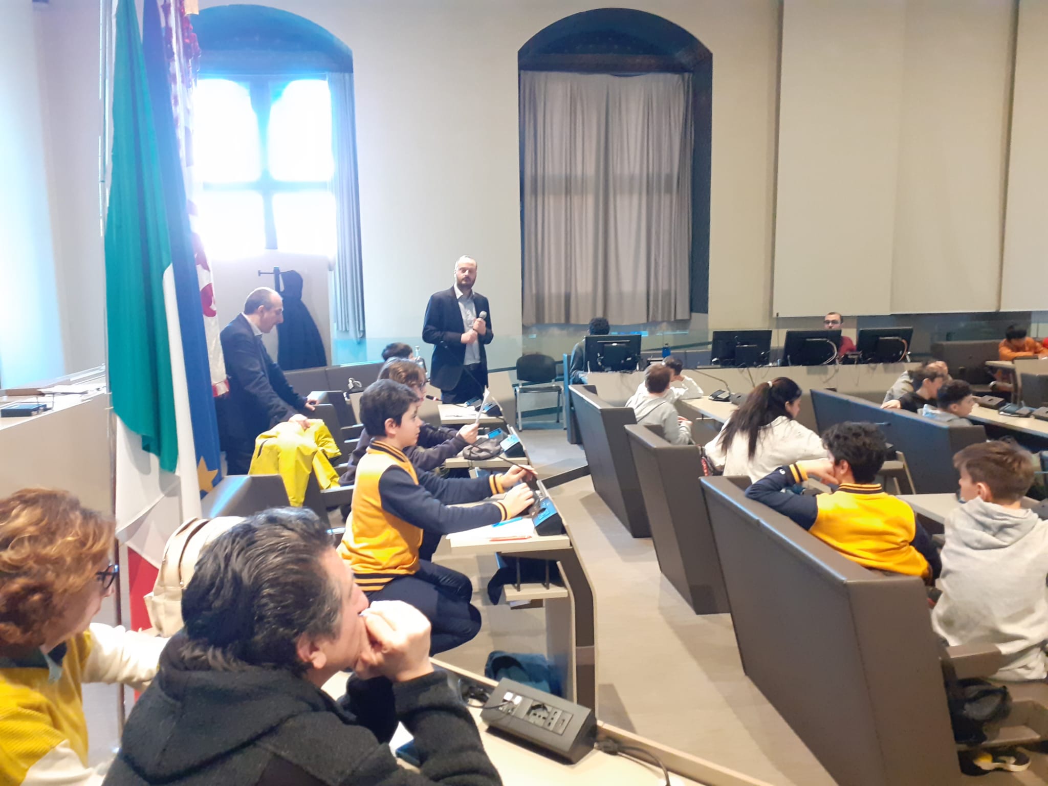 Consiglio comunale aperto alle ragazze ed ai ragazzi Consiglio comunale aperto alle ragazze ed ai ragazzi