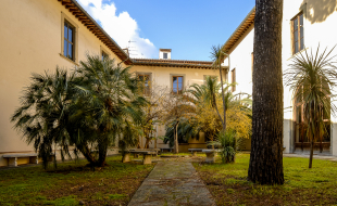 Cortile degli aranci