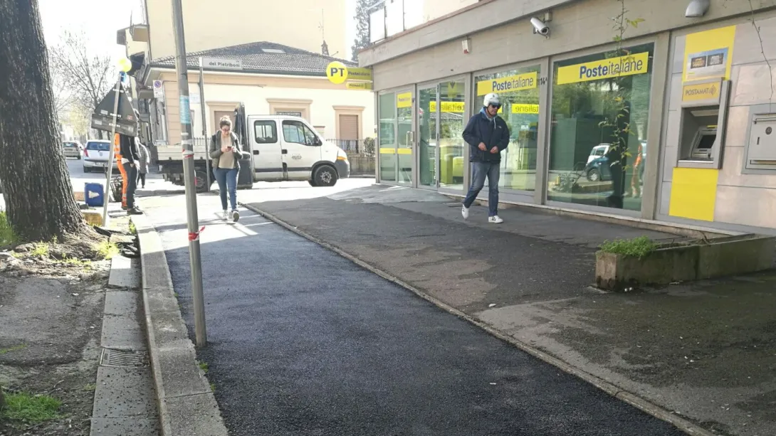 marc.jpeg Il marciapiede dopo il ripristino