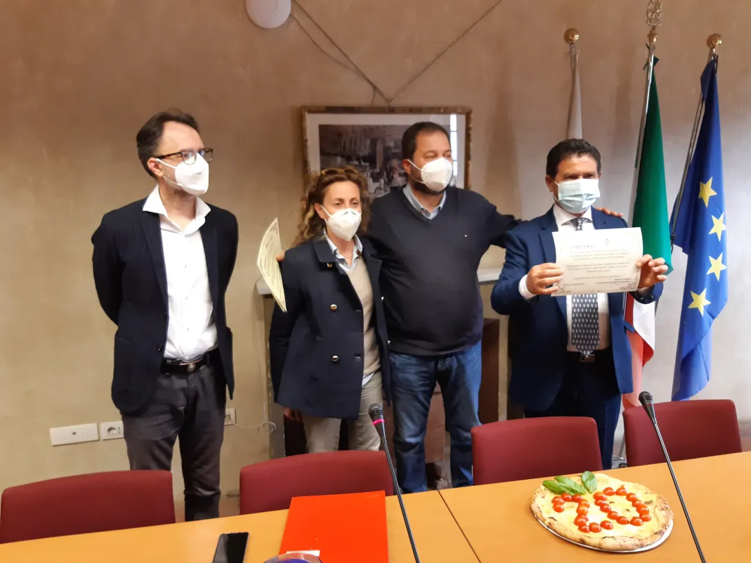 Premiati i 20 anni di attività di Pizzaman a Firenze Premiati i 20 anni di attività di Pizzaman a Firenze