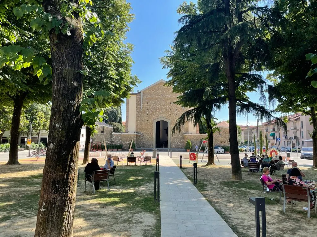 Nuovo piazza dell'Isolotto Nuova piazza dell'Isolotto