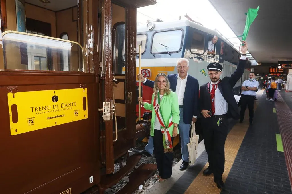 treno1.jpeg treno1.jpeg