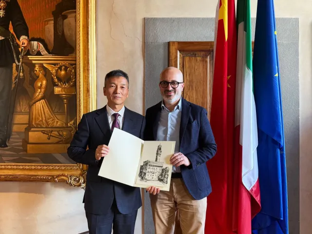 Due delegati con documento