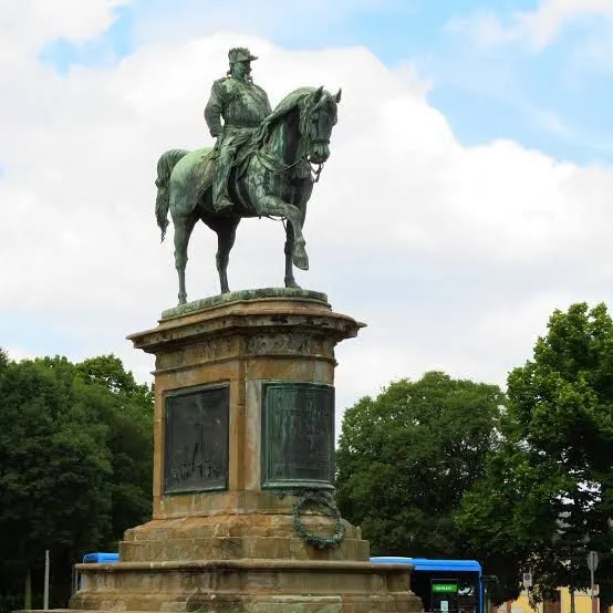 Piazza Vittorio Veneto a Firenze