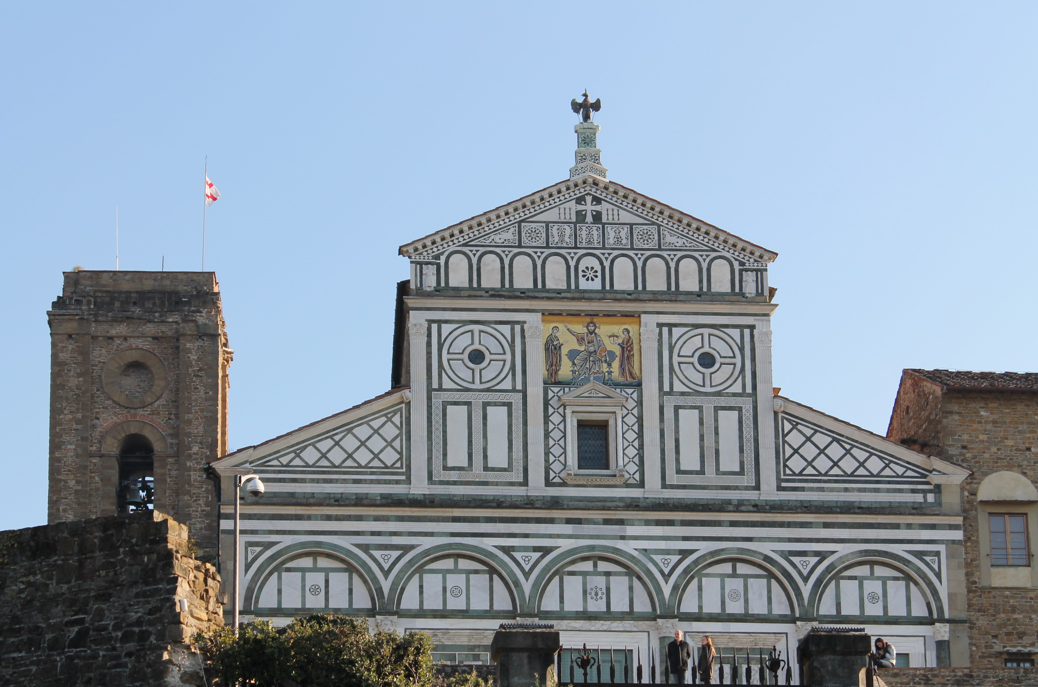 Facciata di San Miniato e il campanile di San Salvatore