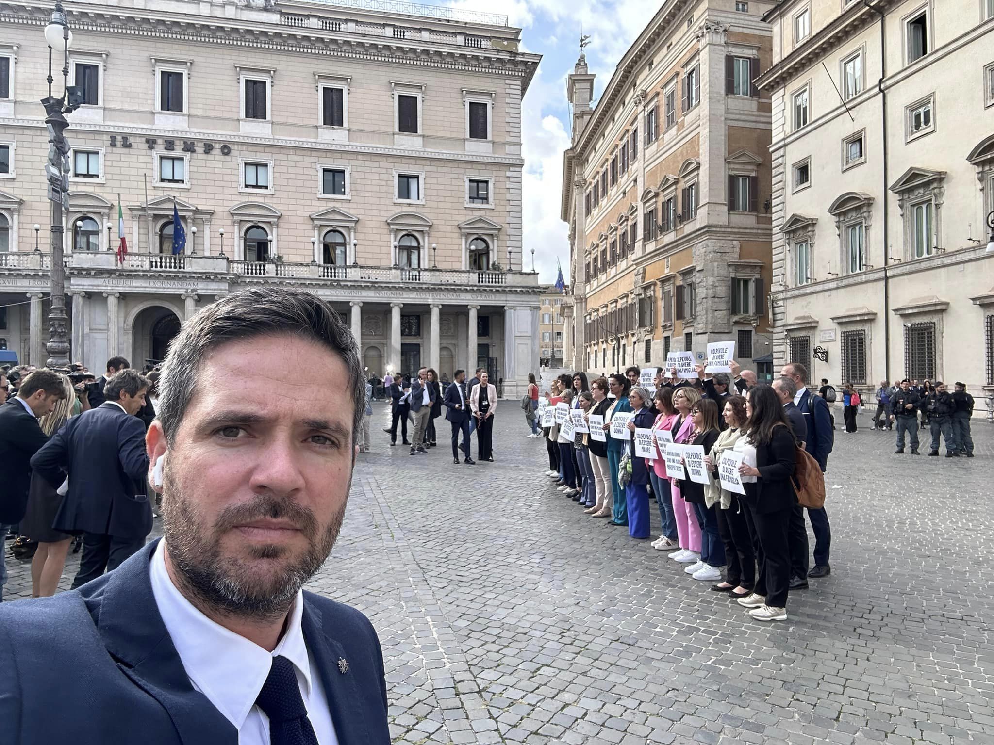 No all'aumento della Tampon tax No all'aumento della Tampon tax