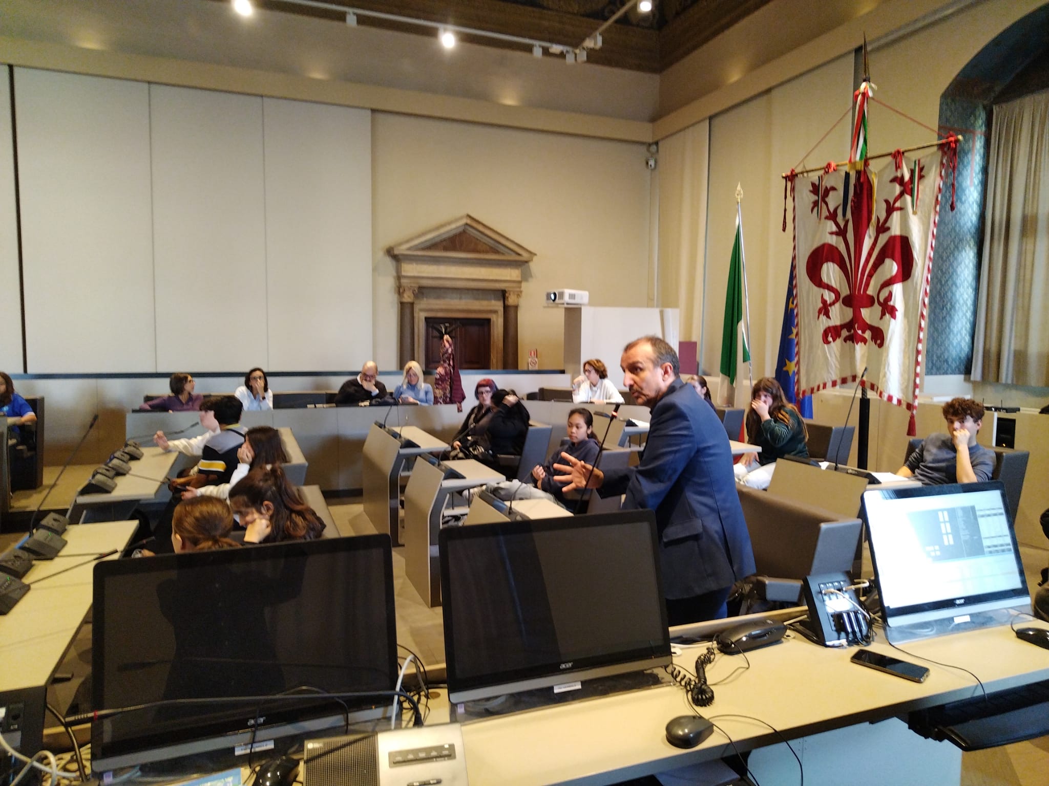 Consiglio comunale aperto alle ragazze ed ai ragazzi Consiglio comunale aperto alle ragazze ed ai ragazzi