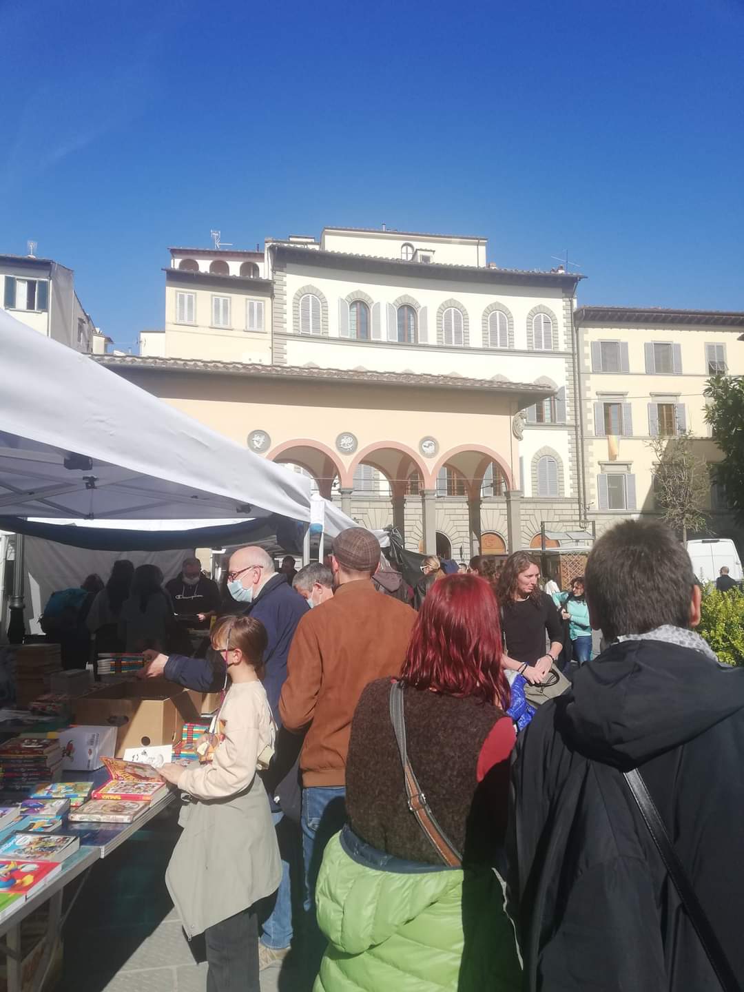Piazza dei Ciompi Fiera del fumetto e del disco Piazza dei Ciompi Fiera del fumetto e del disco