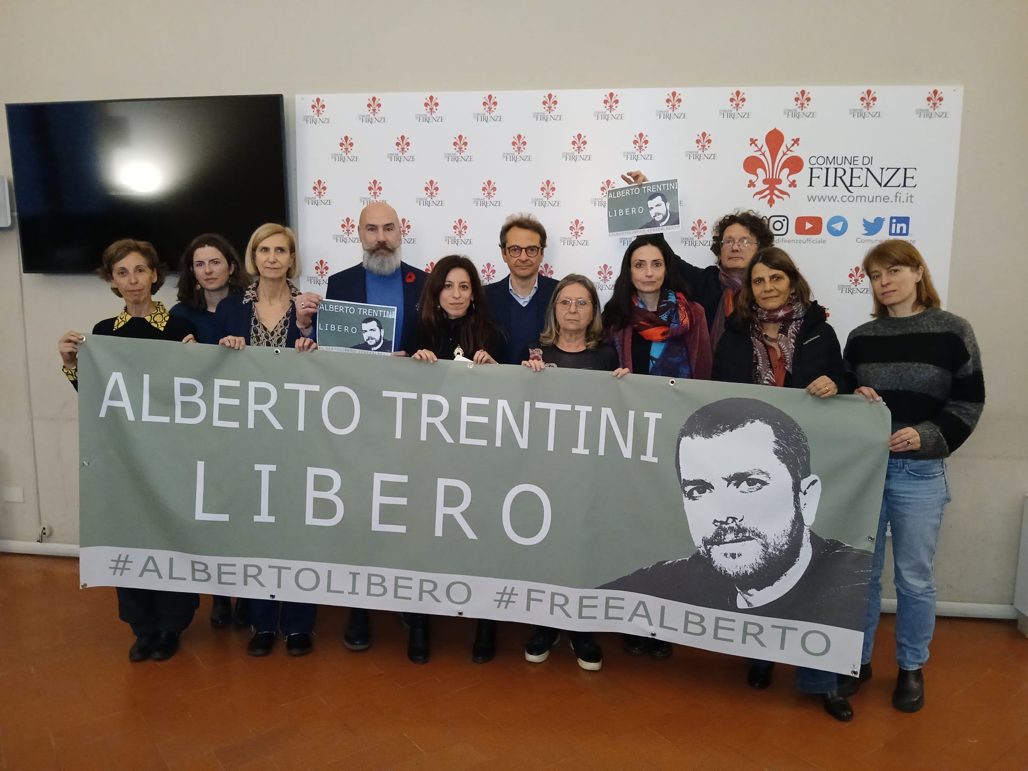 Il Comune di Firenze per Alberto Trentini Il Comune di Firenze per Alberto Trentini