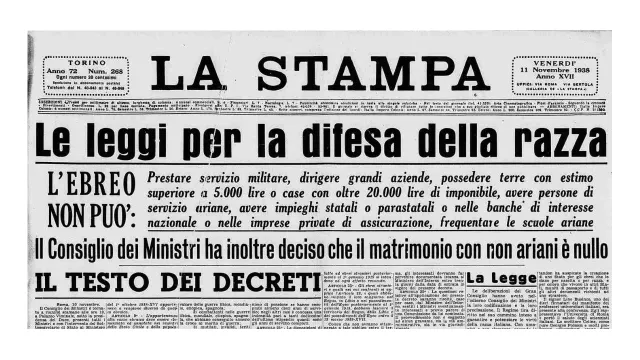 Titolo della prima pagina del quotidiano La Stampa: Le leggi per la difesa della razza (11/11/1938)