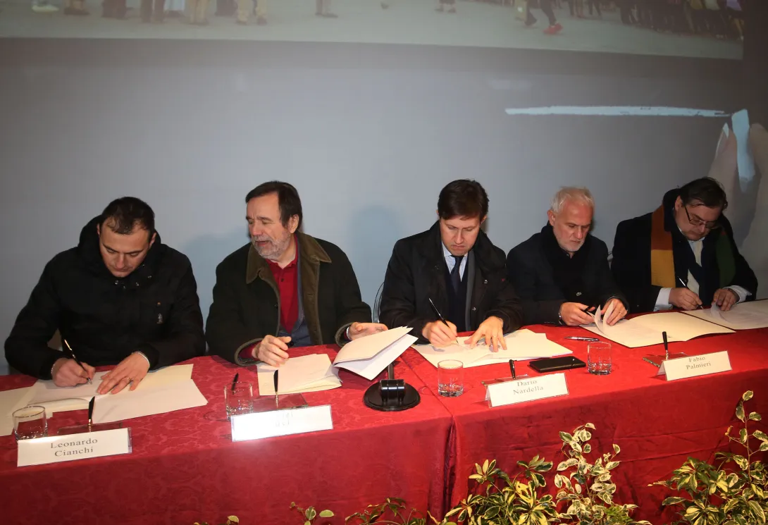 Firma protocollo Firma protocollo 5%.JPG