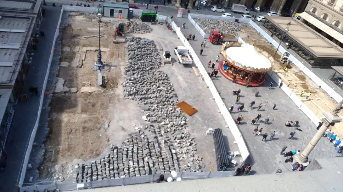 Scavi di piazza della Repubblica Scavi di piazza della Repubblica