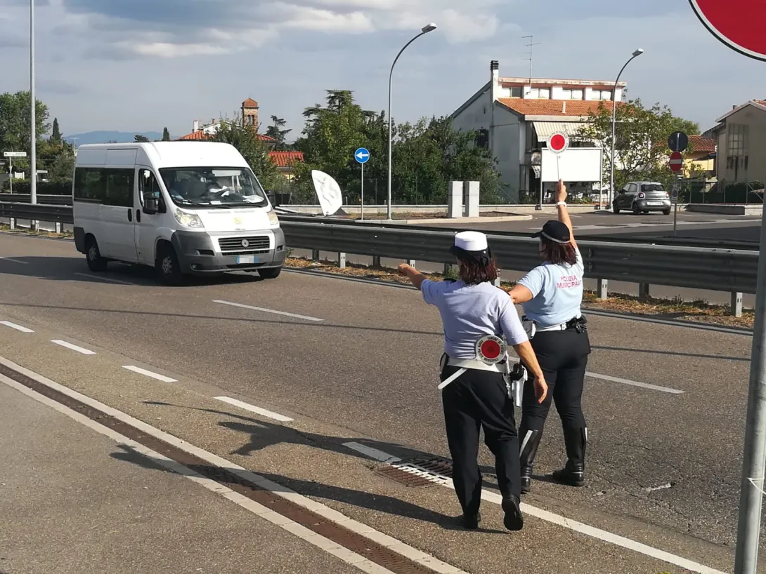 si esce sicuri 2 .jpeg si esce sicuri 2 .jpeg