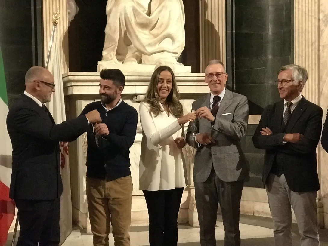 consegna chiavi alloggi ristrutturati 2.jpg
