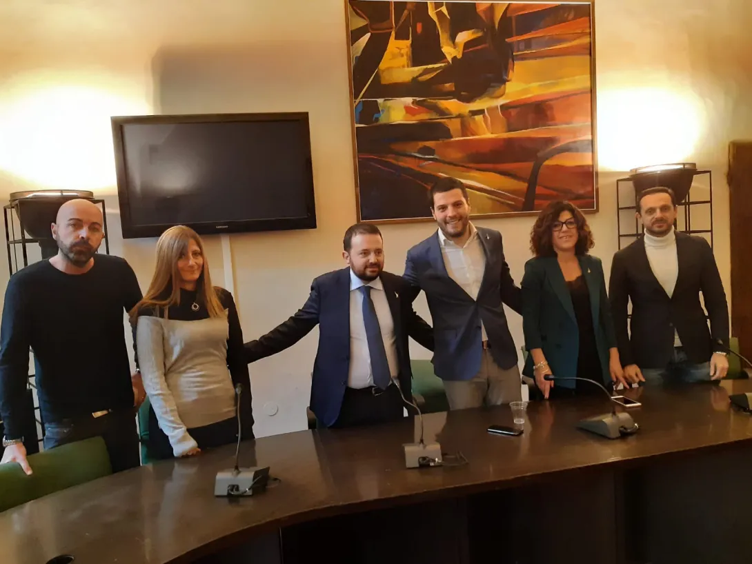 I promotori della proposta di legge per garantire maggiore sicurezza ai tassisti