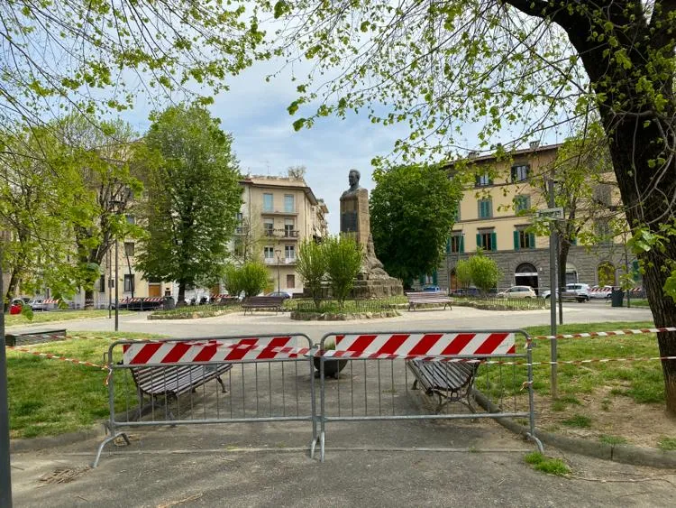Piazza Oberdan