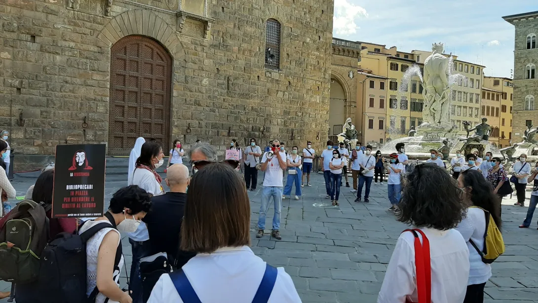 Manifestazione lavoratori in appalto presso le biblioteche