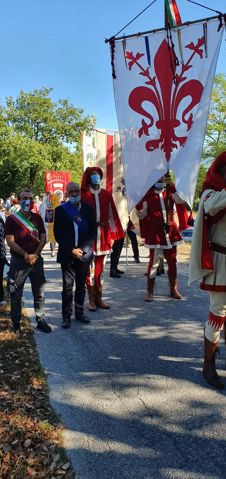 Milani a Barbiana1.jpg