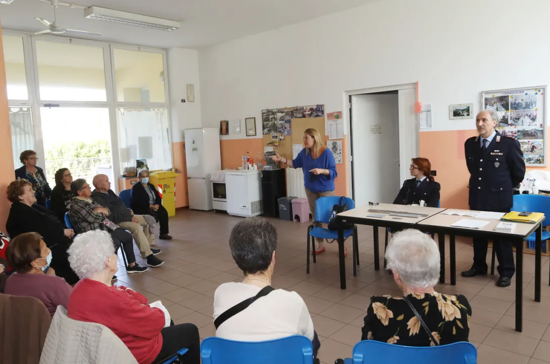 incontro anziani 1.jpeg