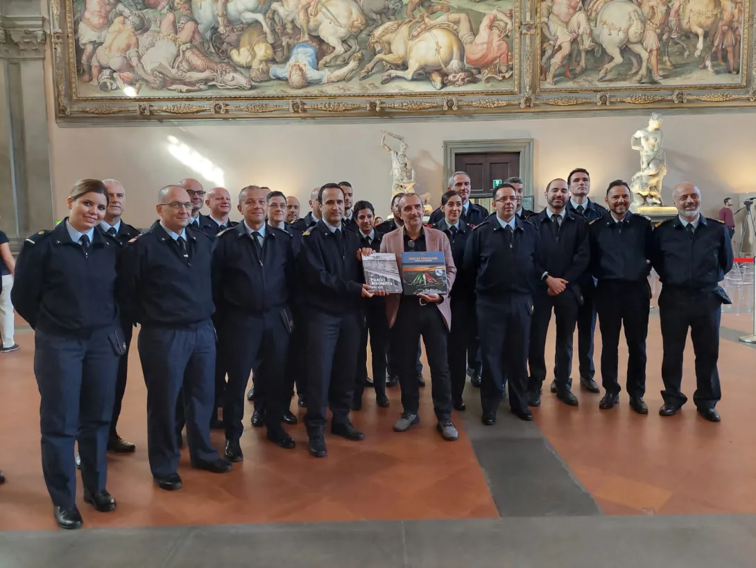 specialista dell'informazione e comunicazione aeronautica