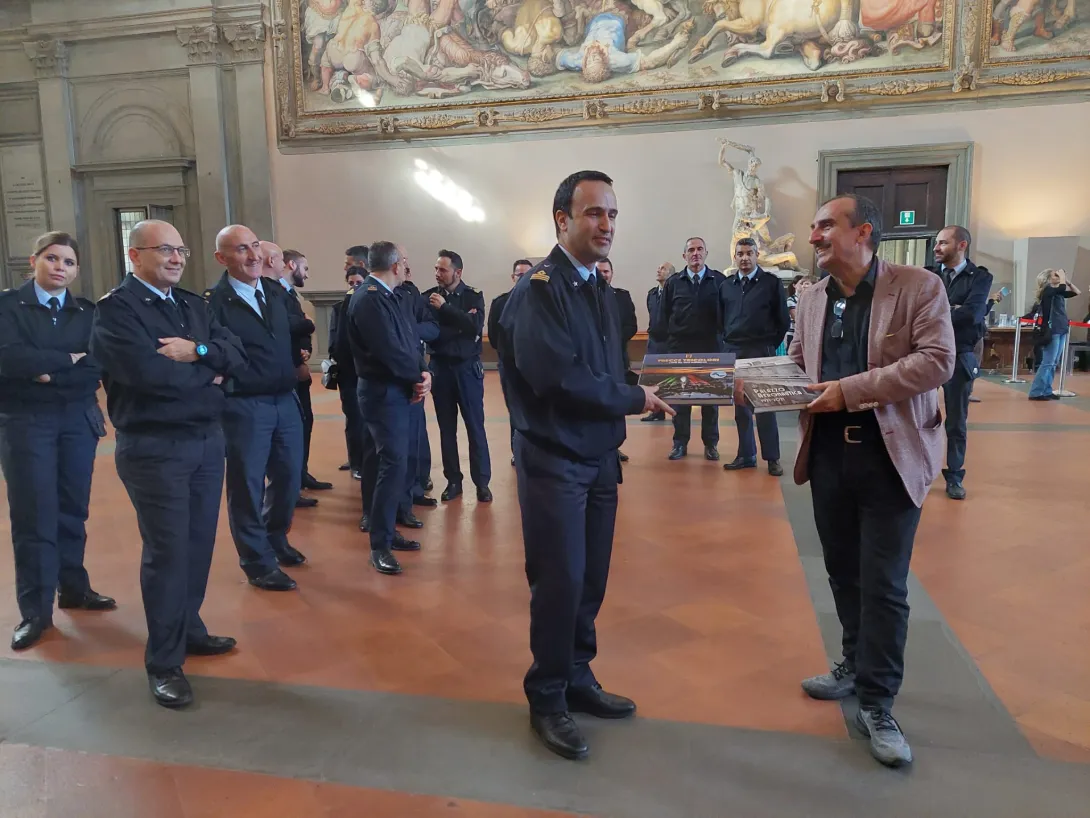 specialista dell'informazione e comunicazione aeronautica