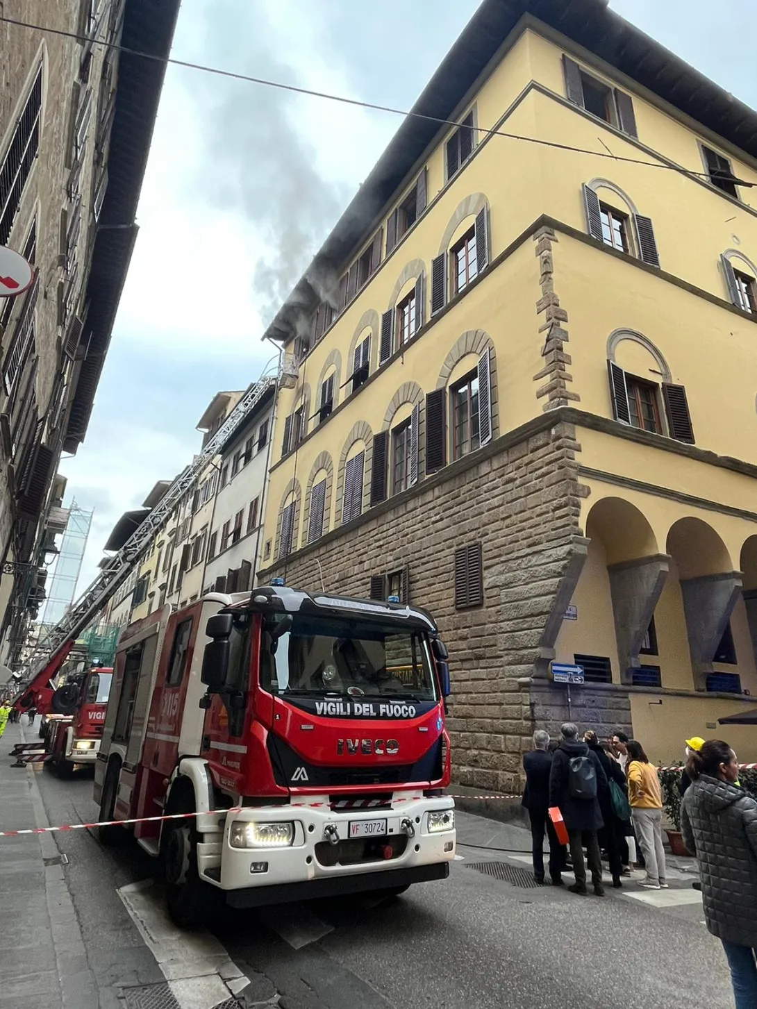 Incendio in via Maggio
